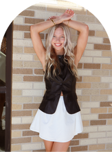 Load image into Gallery viewer, The Downtown Darling
